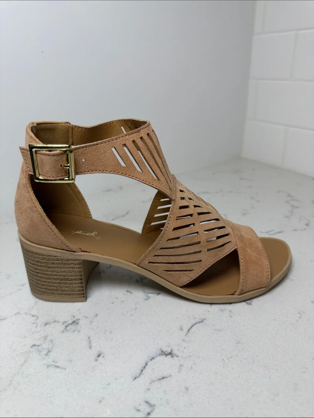 New Qupid Tan Suede Cutout Block Heel Sandals with Gold Buckle Size 9